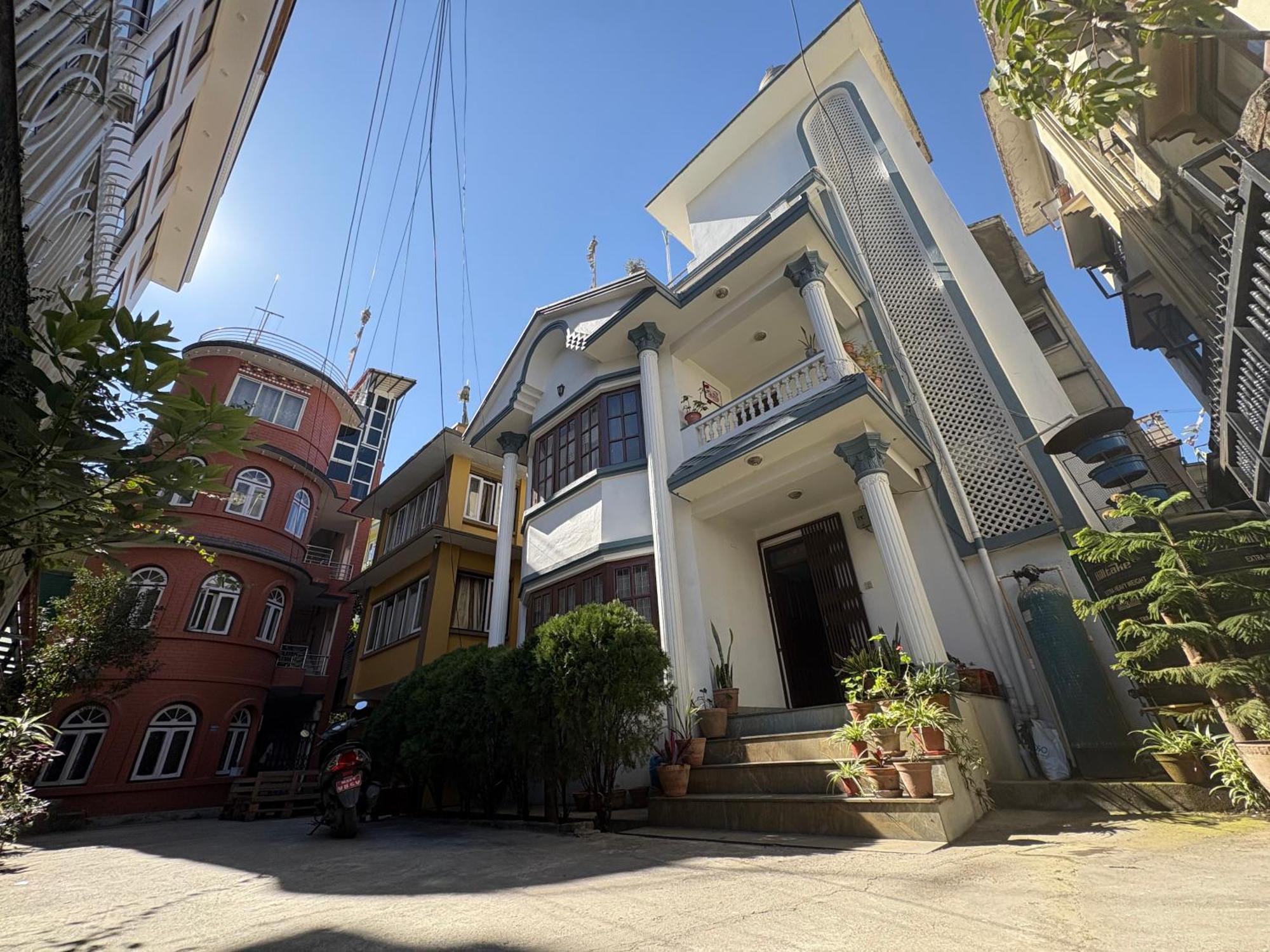 Drakon Nest Homestay Катманду Екстериор снимка