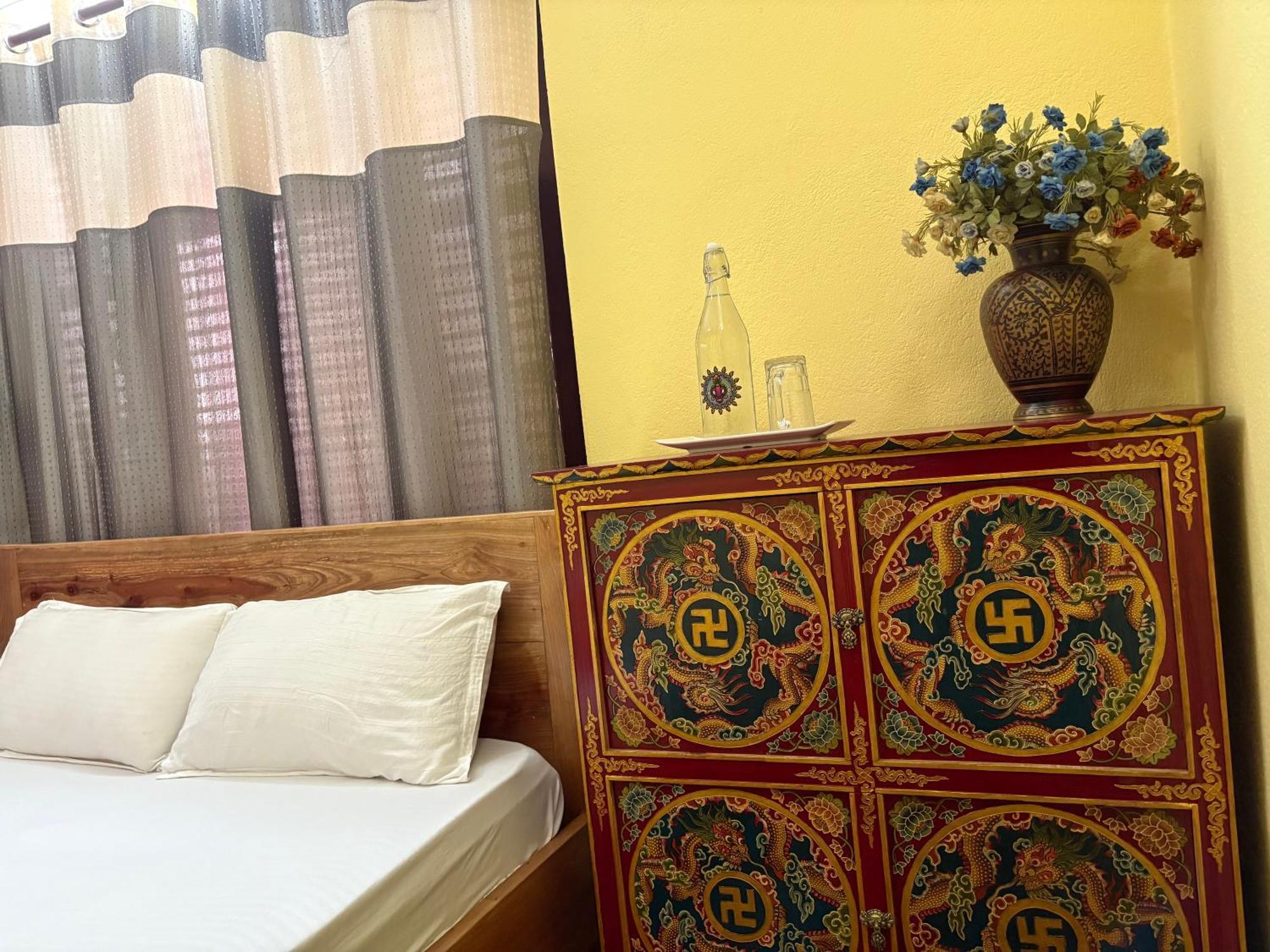 Drakon Nest Homestay Катманду Екстериор снимка