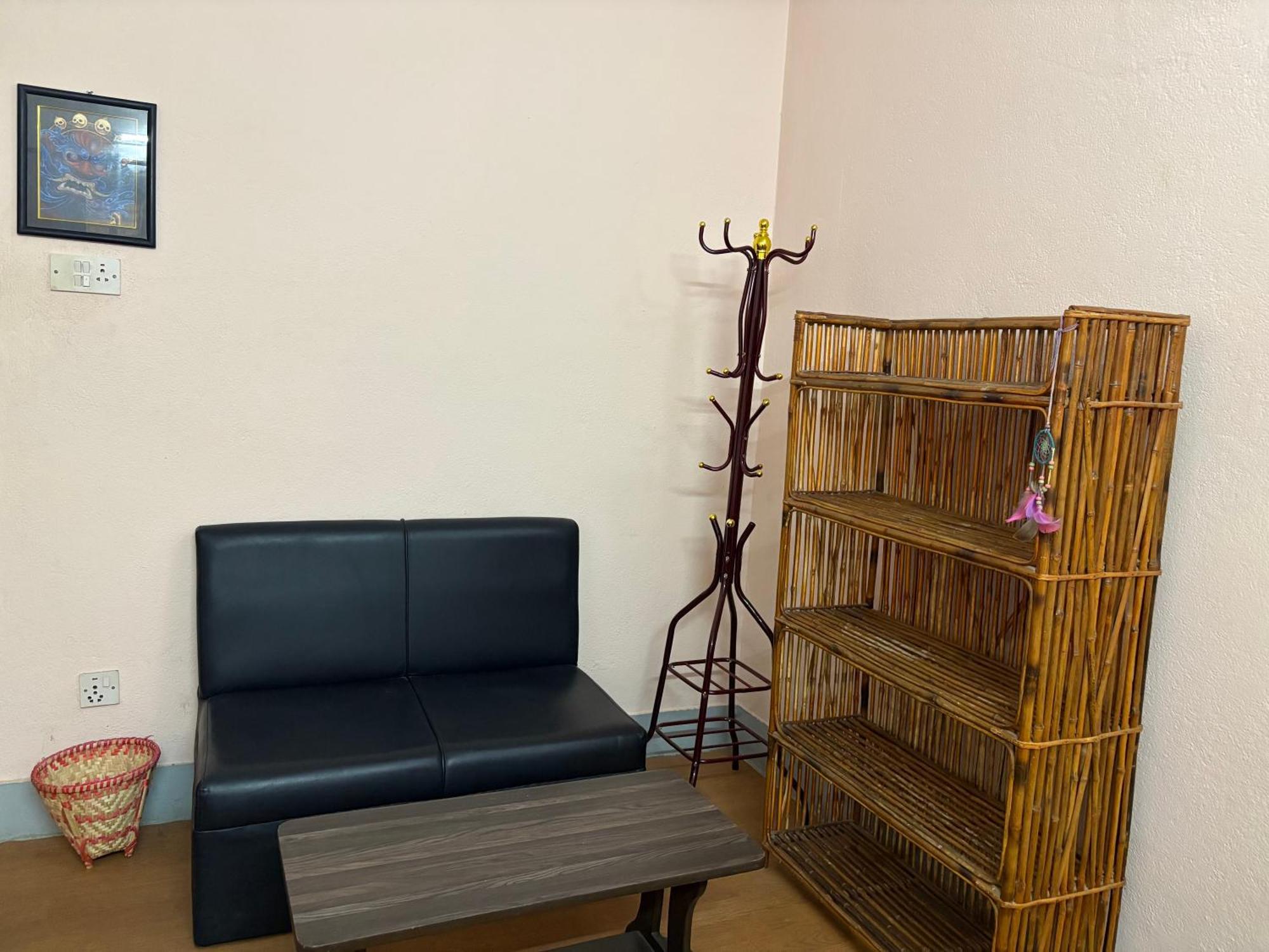 Drakon Nest Homestay Катманду Екстериор снимка