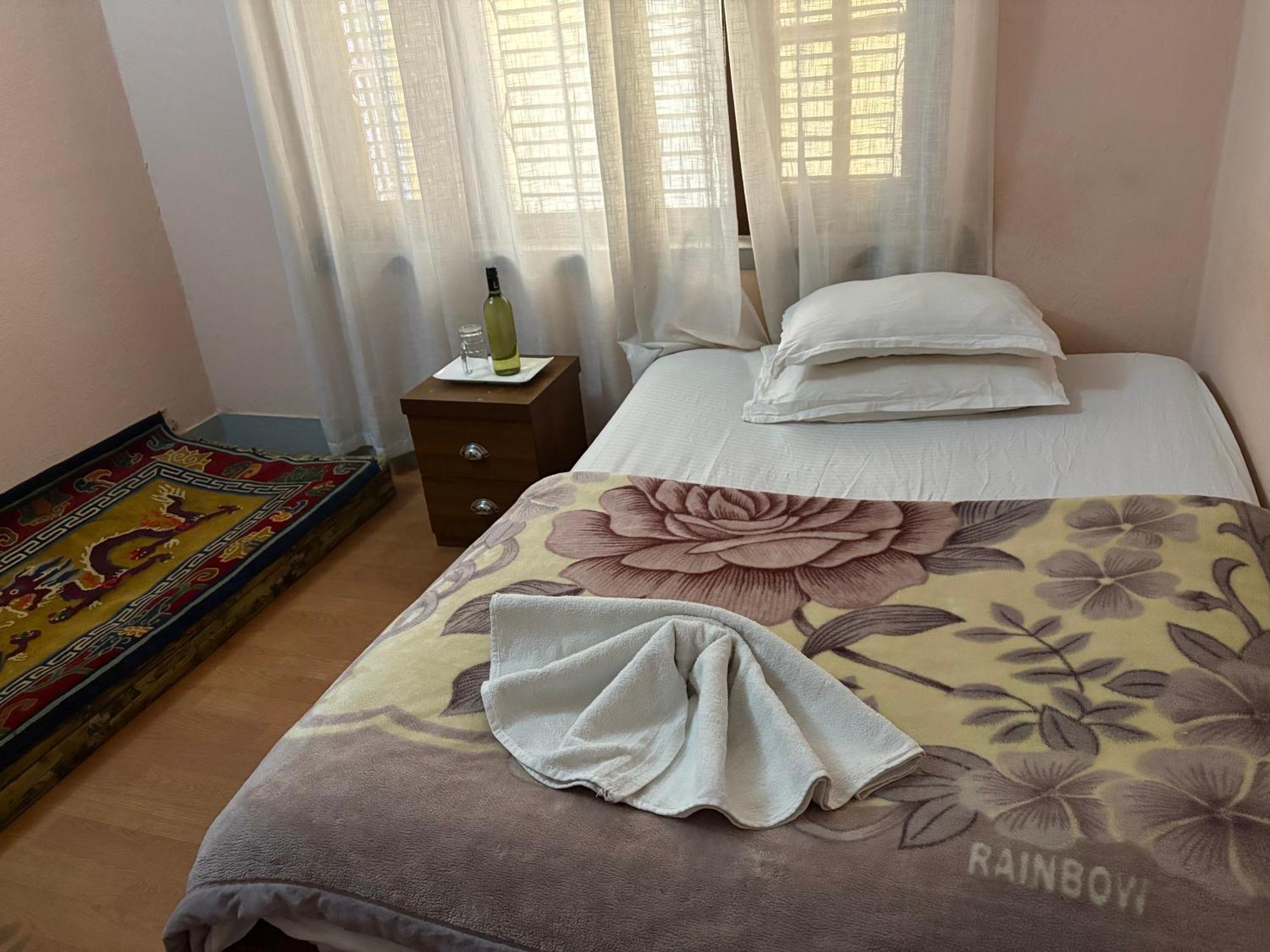 Drakon Nest Homestay Катманду Екстериор снимка